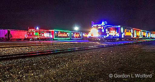 CP Holiday Trains 2015 Both_47127.jpg - Photographed at Smiths Falls, Ontario, Canada.